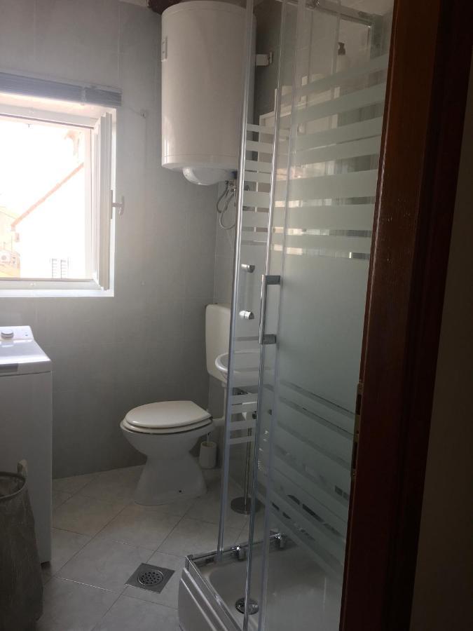 Casa Plava Sea View Apartment 로비니 외부 사진