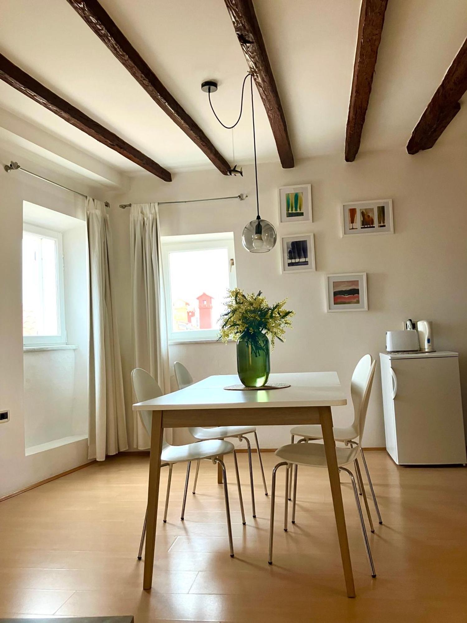 Casa Plava Sea View Apartment 로비니 외부 사진
